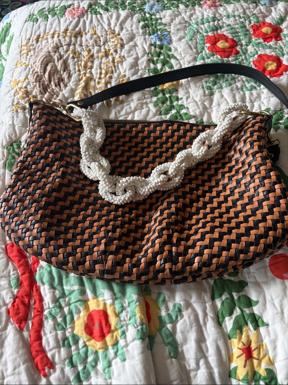 Clare V Moyen Messenger Bag with white shortie strap - Picture 2 of 12